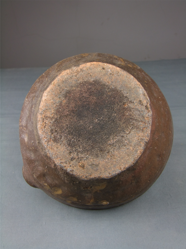 古玩陶瓷【明】【稀有品種】醬釉碾茶缽拍賣,當前價格0元