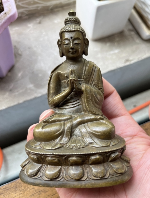 古玩转卖晚清大日如来佛像拍卖，当前价格2800元