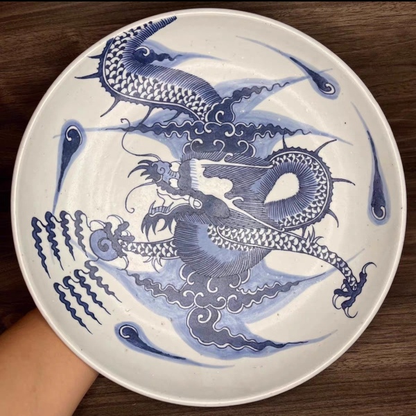古玩陶瓷青花過墻龍紋盤拍賣,當前價格9999元