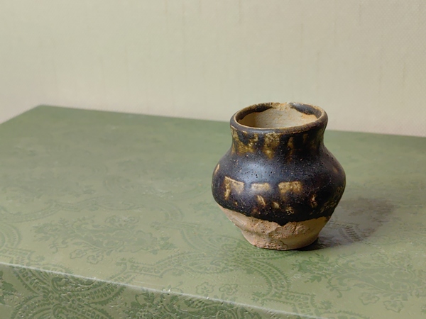 古玩陶瓷醬釉小水盂拍賣,當(dāng)前價(jià)格159元