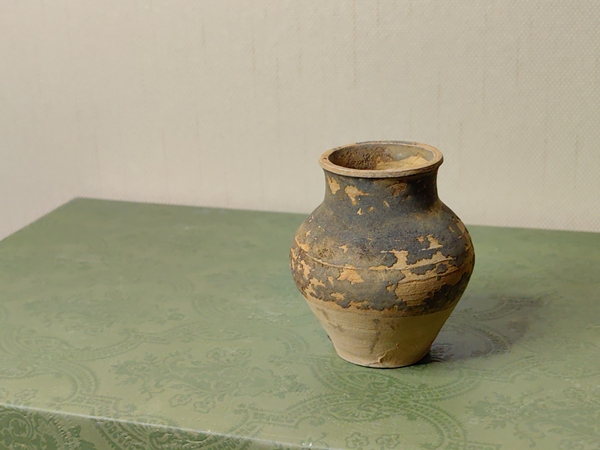 古玩陶瓷醬釉小蓋罐拍賣,當前價格159元