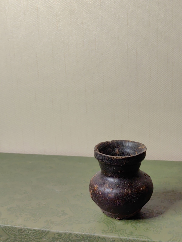 古玩陶瓷酱釉小水盂拍卖，当前价格499元