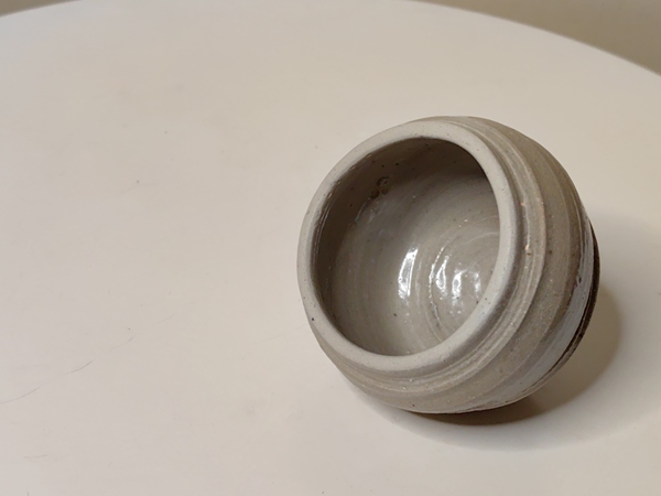 古玩陶瓷龍泉青瓷小蓋罐拍賣(mài),當(dāng)前價(jià)格499元