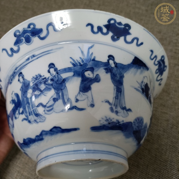 古玩陶瓷青花折沿碗真品鑒賞圖