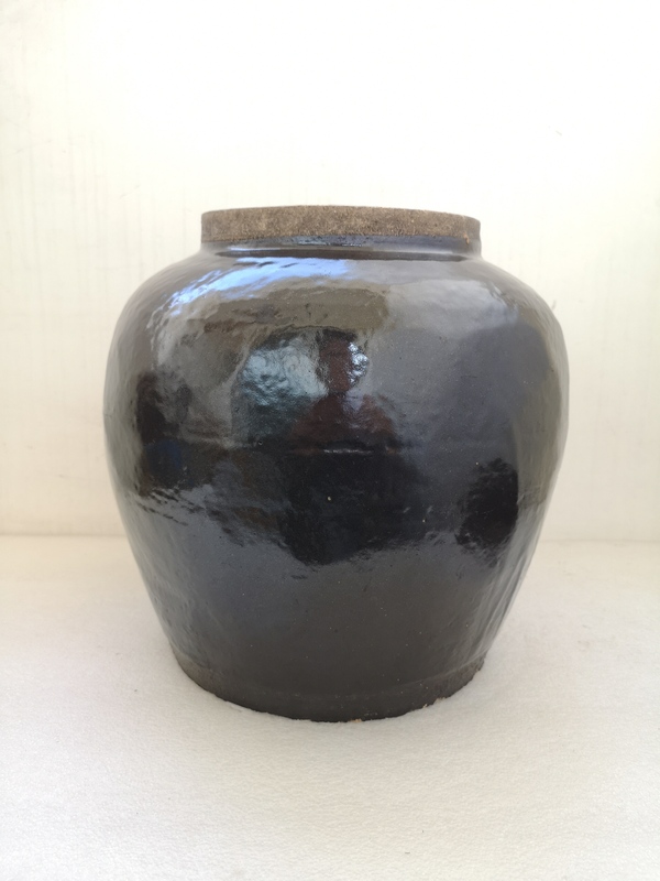 古玩陶瓷清代早期黑釉蓋罐拍賣,當前價格680元
