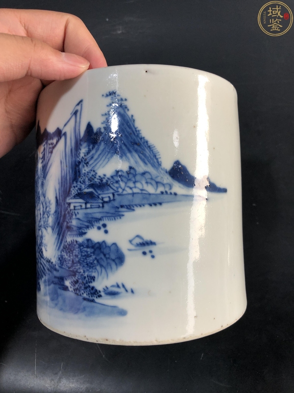 古玩陶瓷青花山水人物筆筒拍賣,當(dāng)前價(jià)格14800元