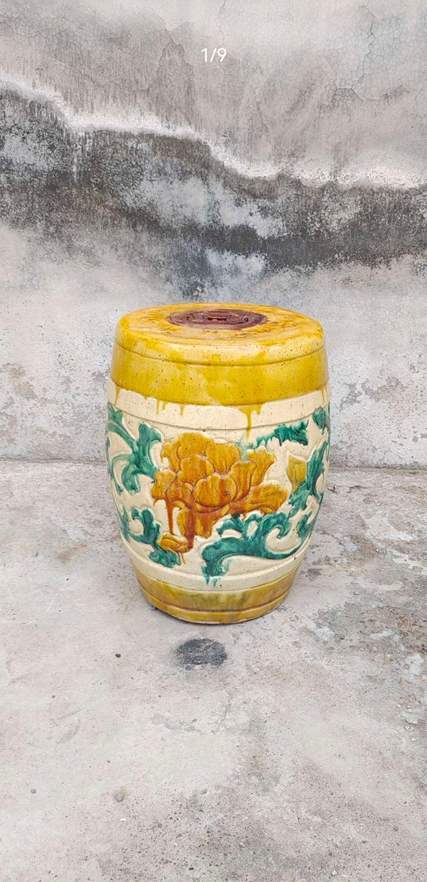 古玩陶瓷素三彩花卉紋瓷墩拍賣,當(dāng)前價(jià)格4600元