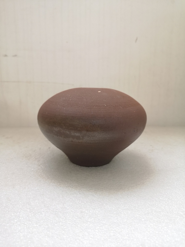 古玩陶瓷明清風格的小罐拍賣,當前價格750元