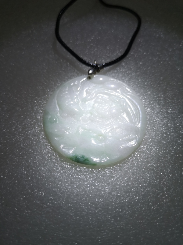 古玩玉器天然翡翠雕“魚荷”掛牌拍賣,當前價格268元