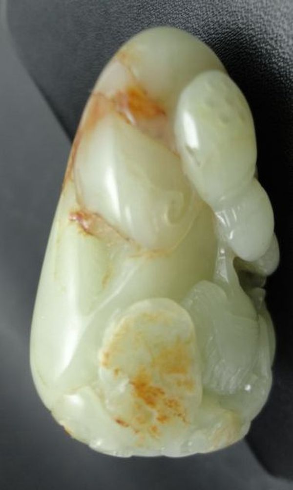 古玩玉器和田青白玉籽料把件拍賣,當前價格980元