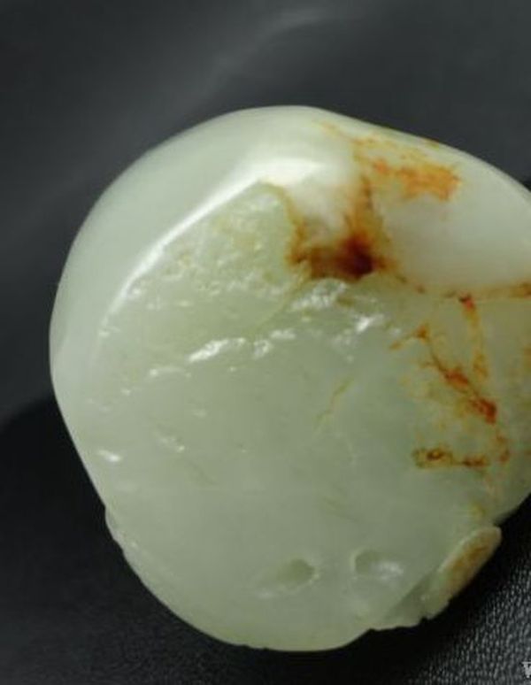古玩玉器和田青白玉籽料把件拍賣,當前價格980元