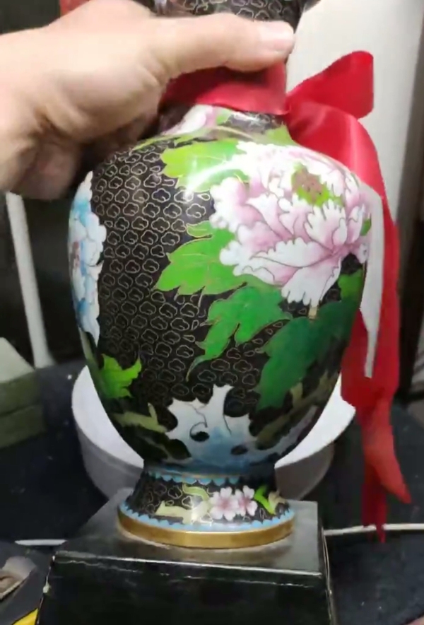 古玩雜項景泰藍銅瓶獎杯拍賣，當前價格688元