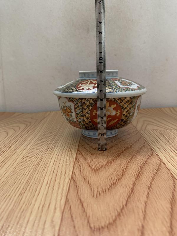 古玩陶瓷花卉紋彩瓷蓋碗拍賣,當前價格450元