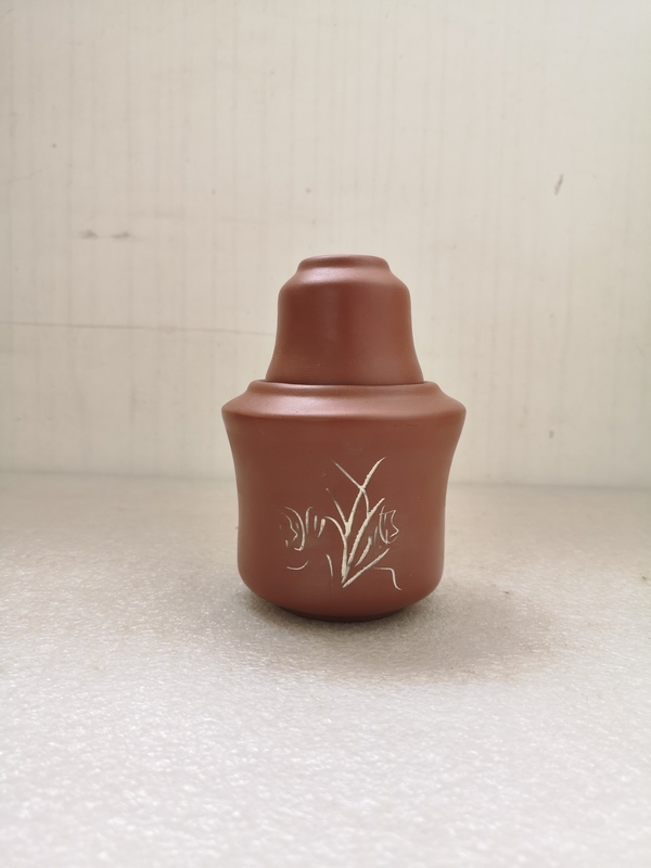 古玩陶瓷出口創匯期酒溫拍賣,當前價格398元
