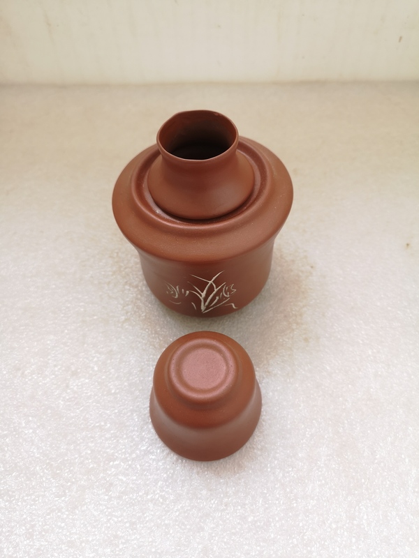 古玩陶瓷出口創匯期酒溫拍賣,當前價格398元