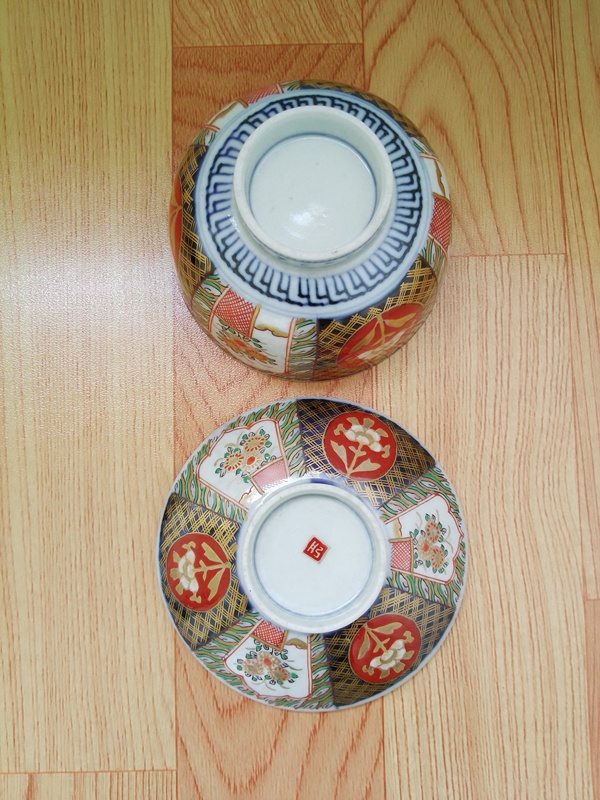 古玩陶瓷花卉紋彩瓷蓋碗拍賣,當前價格450元