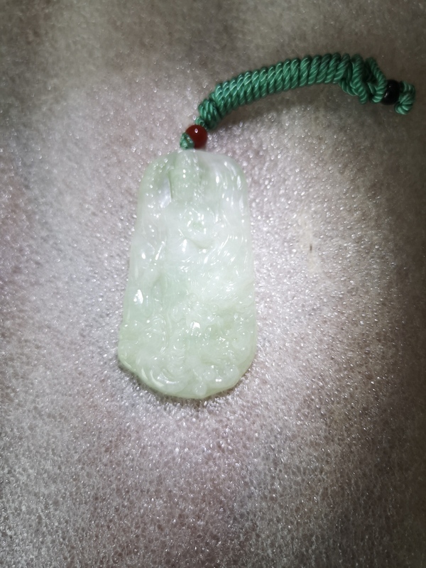 古玩玉器天然翡翠雕“御龍觀音”牌拍賣,當前價格298元