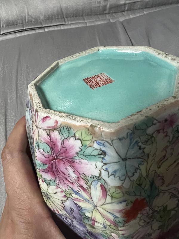 古玩陶瓷粉彩百花不落地紋八方蓋罐拍賣(mài),當(dāng)前價(jià)格5688元
