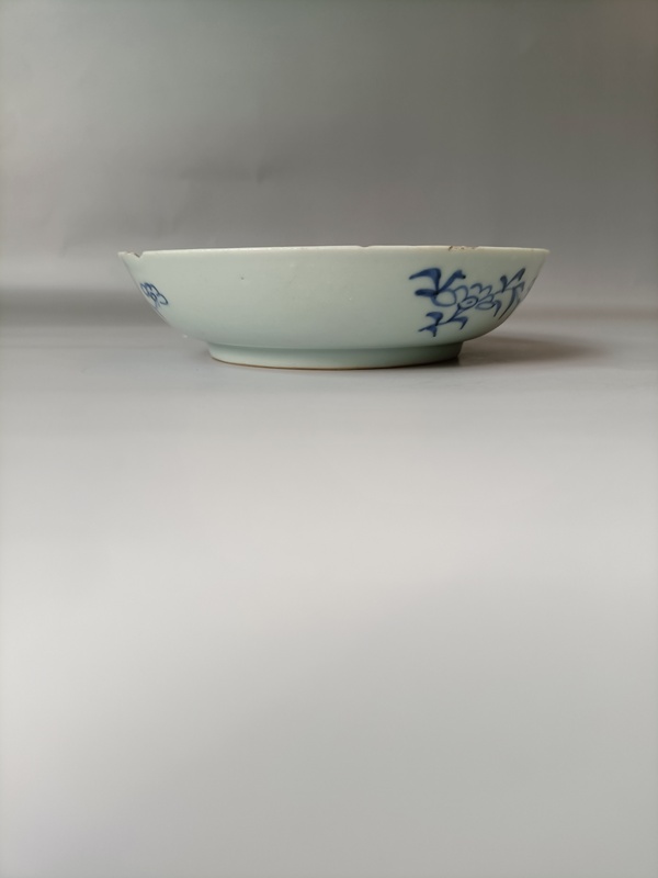 古玩陶瓷青花花卉紋盤拍賣，當(dāng)前價(jià)格388元