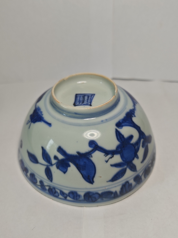 古玩陶瓷明嘉靖青花花鳥紋蓮子碗拍賣,當前價格4567元