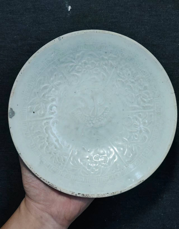 古玩轉賣【少見精品】南宋定窯白釉印仙鶴紋盤拍賣，當前價格12000元