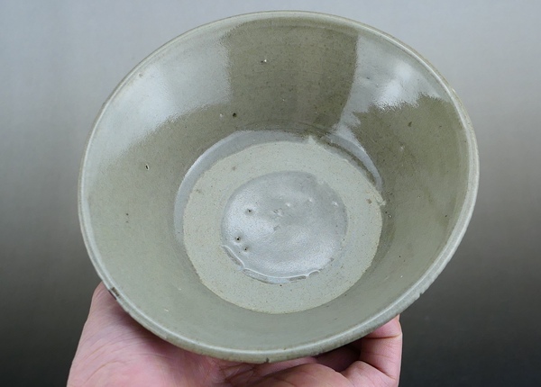 古玩陶瓷明代.龍泉青瓷唇口碗拍賣,當前價格685元