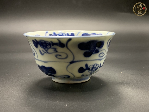 古玩陶瓷青花花卉紋茶碗真品鑒賞圖