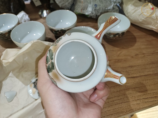 古玩陶瓷彩繪人物茶碗真品鑒賞圖