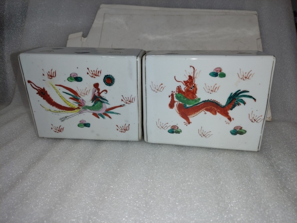 古玩陶瓷粉彩龙凤纹手枕拍卖，当前价格800元