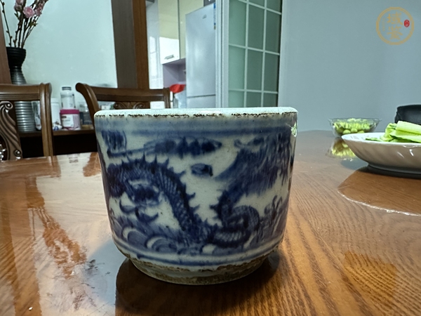 古玩陶瓷晚清青花龍紋爐真品鑒賞圖