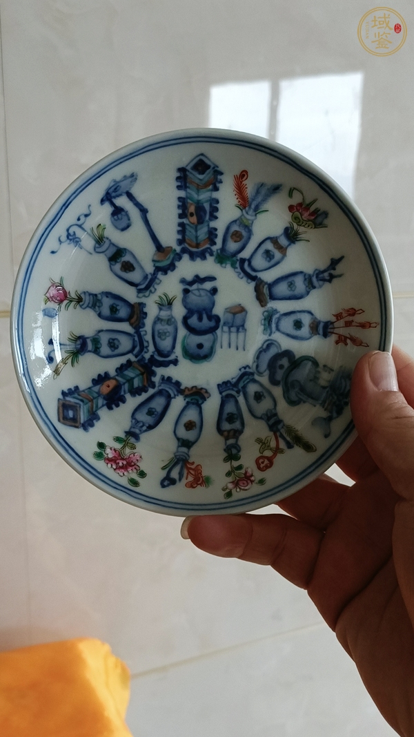 古玩陶瓷青花加彩瓶花譜盤真品鑒賞圖