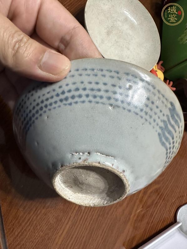 古玩陶瓷青花水波紋碗真品鑒賞圖