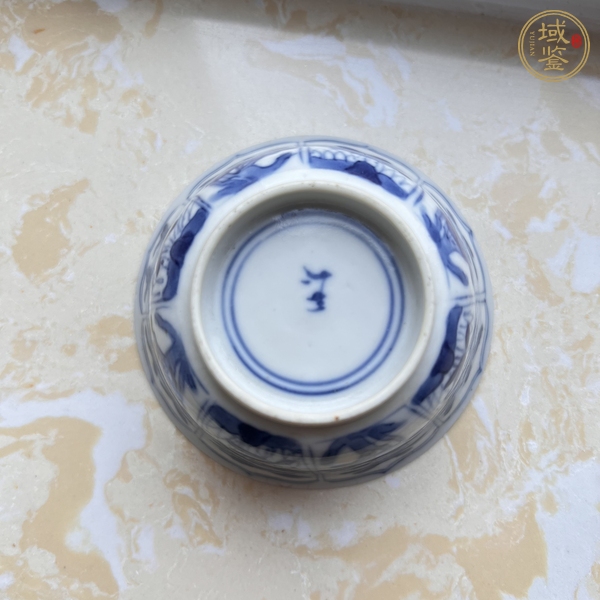 古玩陶瓷清康熙青花四季花卉紋杯真品鑒賞圖