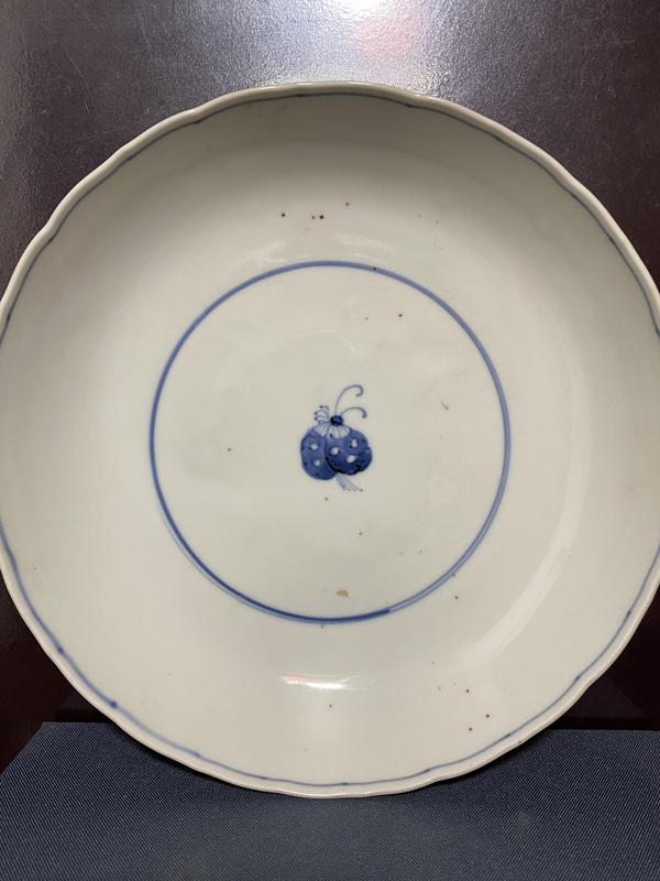 古玩陶瓷清,留白蝴蝶紋盤拍賣,當前價格2680元