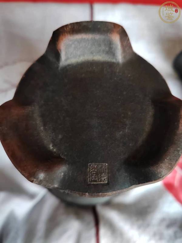 古玩陶瓷80.90年代紫砂刻畫梅花詩文花觚拍賣,當(dāng)前價格999元