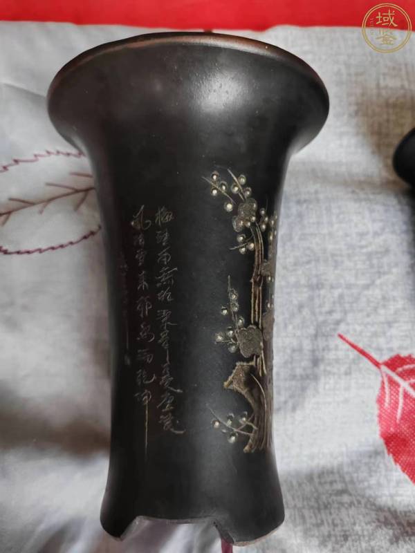 古玩陶瓷80.90年代紫砂刻畫梅花詩文花觚拍賣,當(dāng)前價格999元