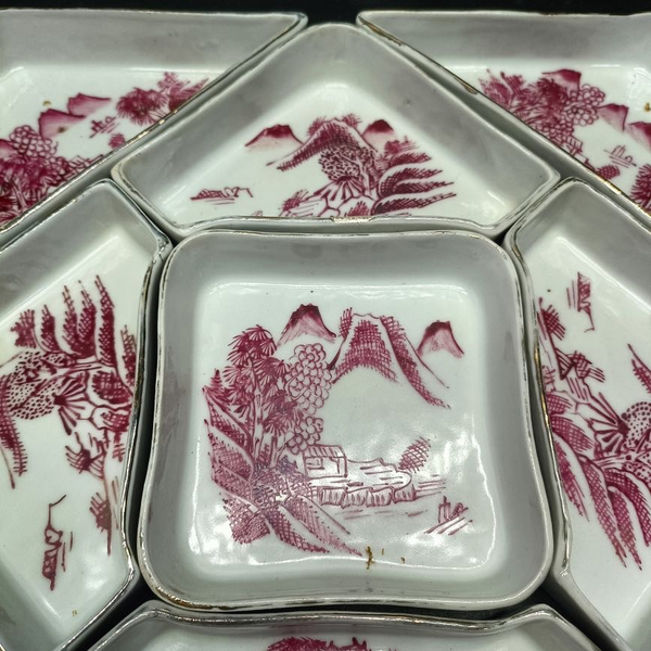 古玩陶瓷民國(guó)胭脂紅彩山水紋九子盤拍賣，當(dāng)前價(jià)格2999元