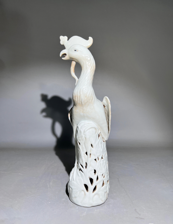 古玩陶瓷(底款金萬福造)白釉鳳凰牡丹花紋擺件拍賣,當前價格5888元