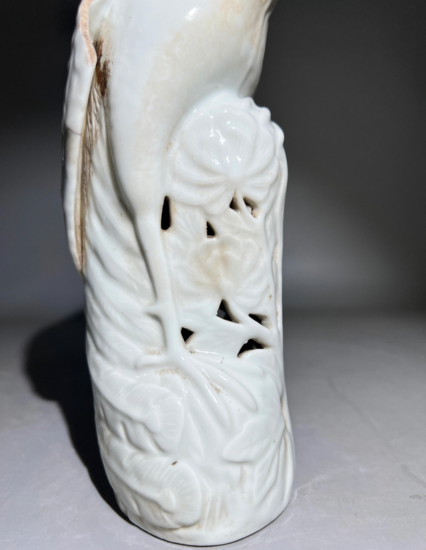 古玩陶瓷(底款金萬福造)白釉鳳凰牡丹花紋擺件拍賣,當前價格5888元