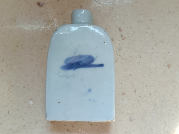 古玩陶瓷青花人物紋鼻煙壺拍賣,當前價格698元