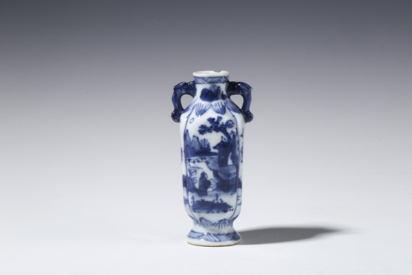 古玩陶瓷青花山水人物紋海棠小瓶拍賣,當前價格1600元