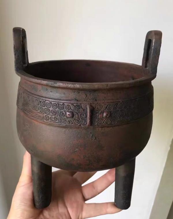 古玩銅器鼎拍賣，當(dāng)前價(jià)格189000元