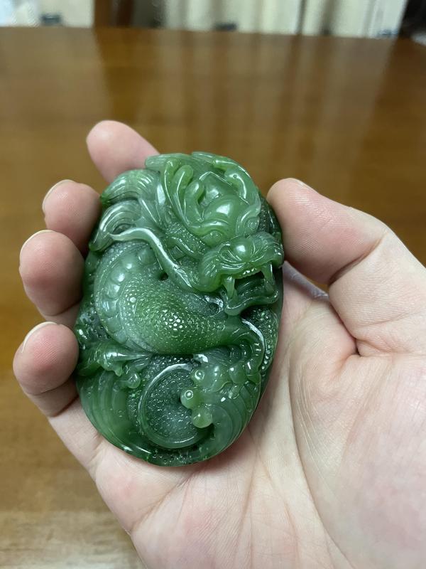 古玩玉器和田碧玉雕“龍紋”把件拍賣,當(dāng)前價格1800元