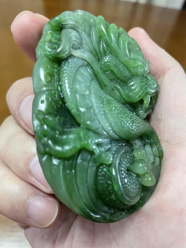 古玩玉器和田碧玉雕“龍紋”把件拍賣,當(dāng)前價格1800元