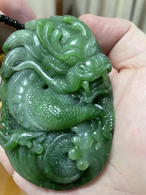古玩玉器和田碧玉雕“龍紋”把件拍賣,當(dāng)前價格1800元
