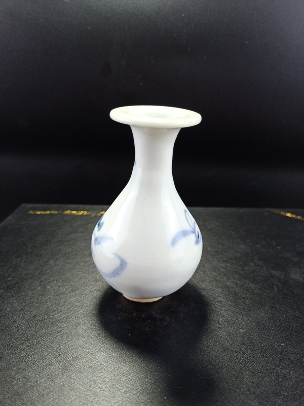 古玩陶瓷【清早】青花花卉紋玉壺春瓶【有瓶中皇后的美稱】拍賣,當(dāng)前價(jià)格950元