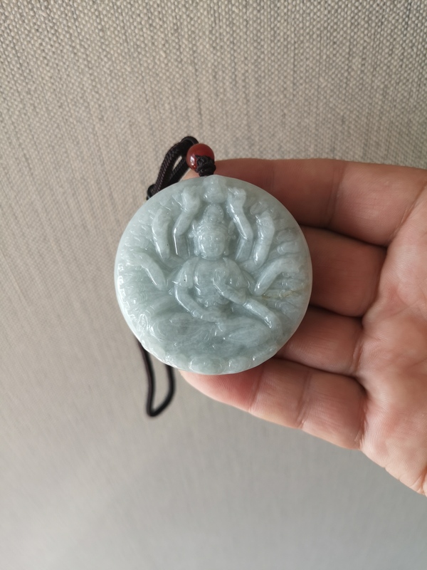 古玩玉器天然翡翠雕“千手觀音”牌拍賣,當(dāng)前價(jià)格680元