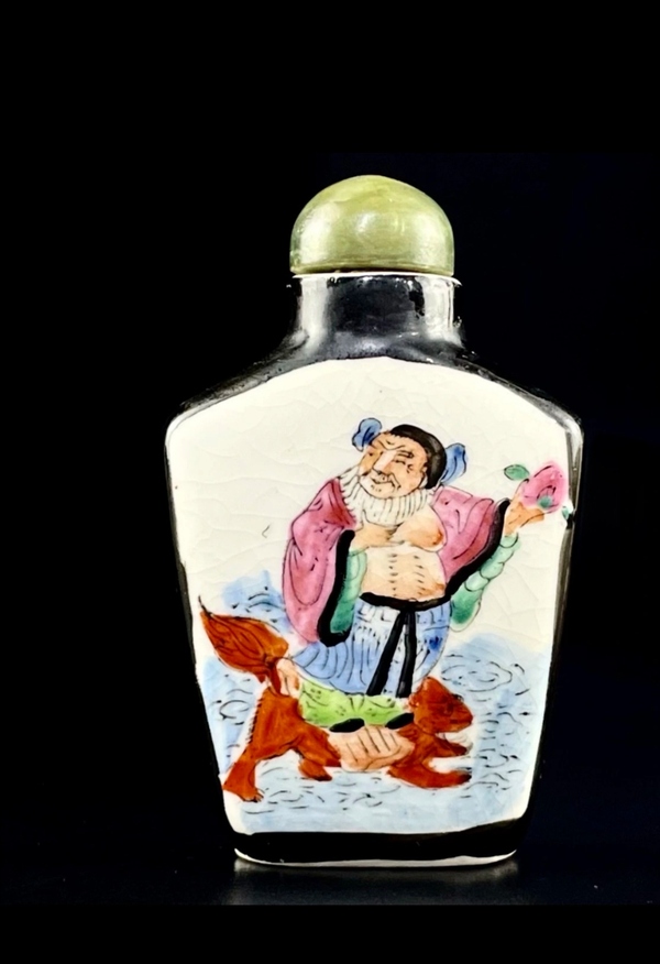 古玩陶瓷墨地開窗粉彩人物紋鼻煙壺拍賣,當前價格1200元