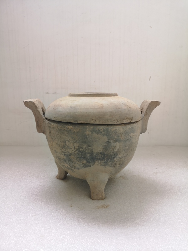 古玩陶瓷灰陶鼎拍賣,當前價格580元