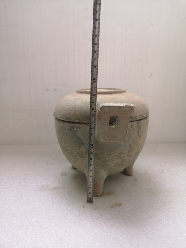 古玩陶瓷灰陶鼎拍賣,當前價格580元